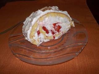 Tronco de Fresas con nata- * Strawberry log cake