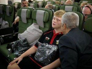 Joven voló bajo hipnosis luego que su fobia lo mantuviese 18 meses varado