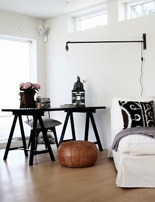 Blanco y Negro en Estilo Rustico II