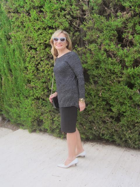 LOOK264-23.10.20137:30TENDENCIA:TOPOS¿Qué hay de nuevo, a...