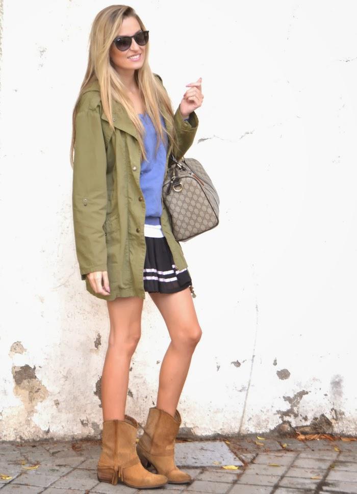Pleated skirt and military parka