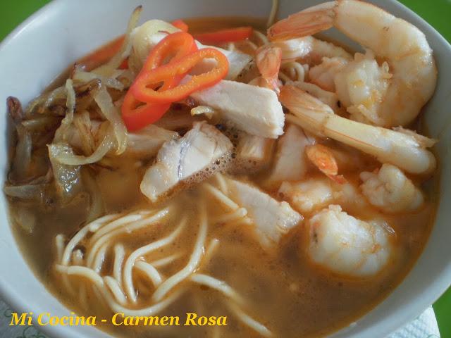 XIA MAIN (SOPA DE PASTA CON GAMBAS)
