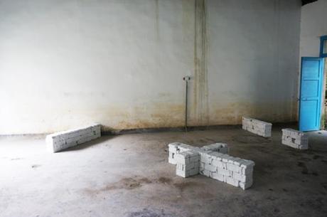 Oriol Aribau, experimentos con el espacio y la materia. DSC06447