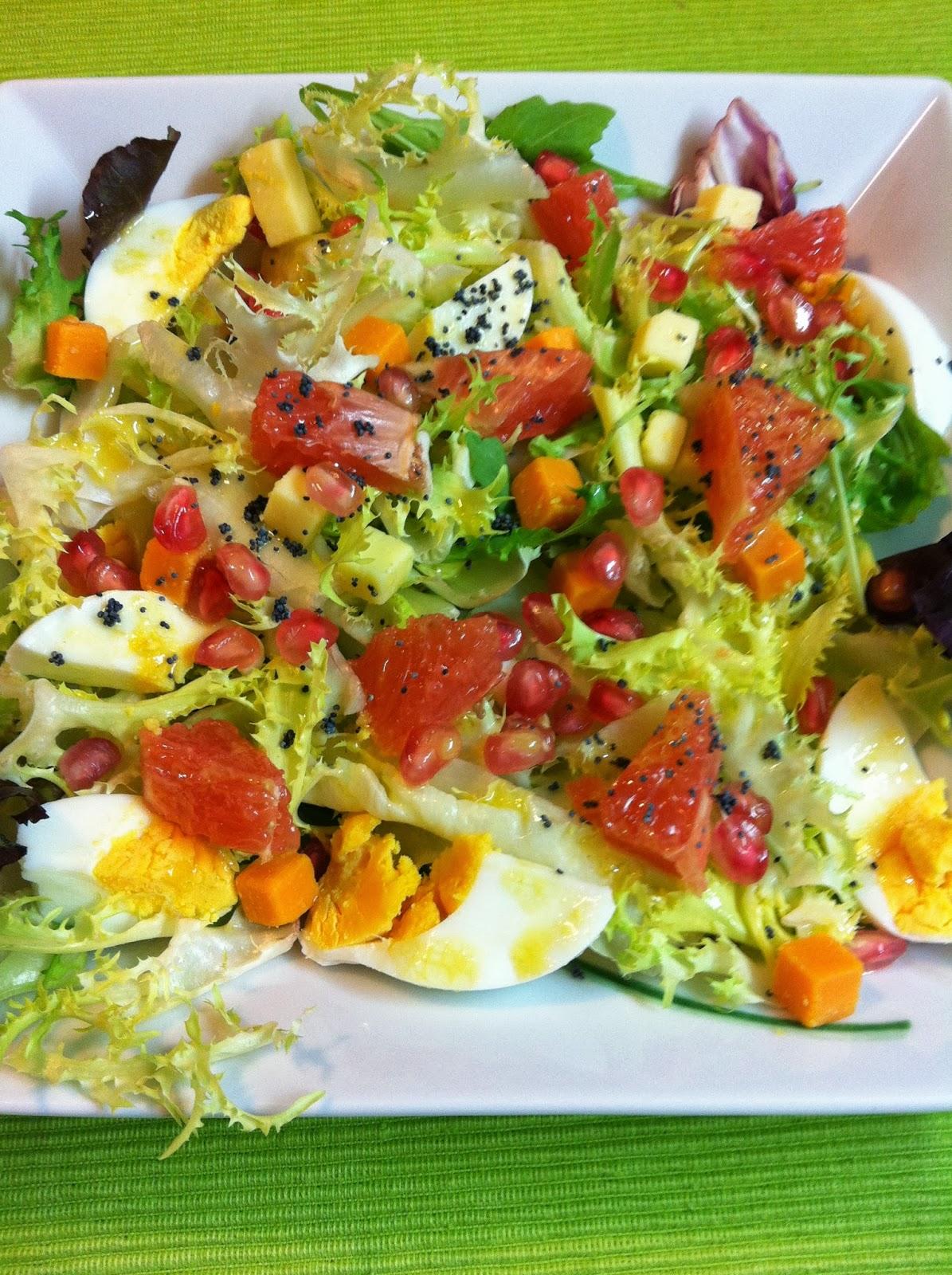 Ensalada De Pomelo, Escarola Y Granada