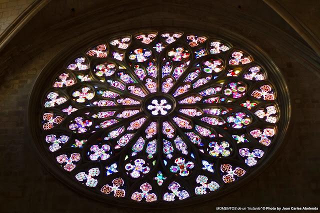 Barcelona (Ciutat Vella-Esglesia del Pi): El ojo que todo lo ve, II