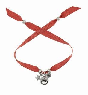 LAF crea joyas inspiradas en los míticos Playmobil