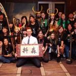 Tom Hiddleston presentando Thor: El Mundo Oscuro en China