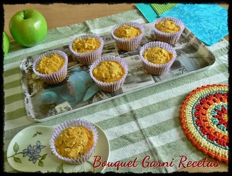 Muffins de harina de maíz y queso