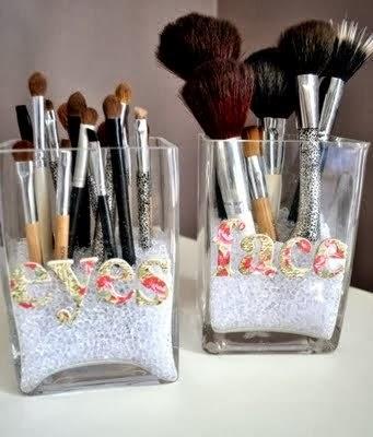 DIY: Organiza tus pinceles de maquillaje