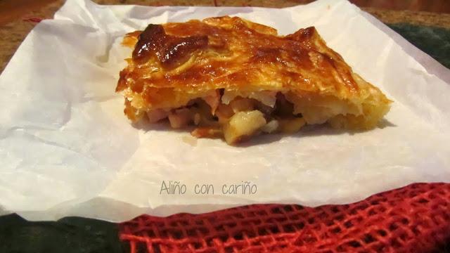 EMPANADA DE HOJALDRE CON LOMO ADOBADO Y MANZANA