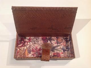 Clutch en serpiente - realizado a mano