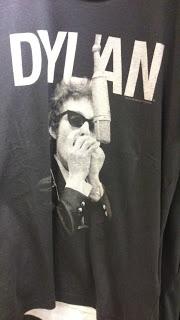 Sólo los grandes figuran en las camisetas de Pull & Bear