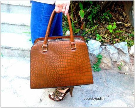 A POINT OF RED A POINT OF RED