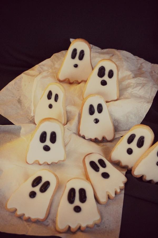 Paso a paso: Fantasmas de Halloween