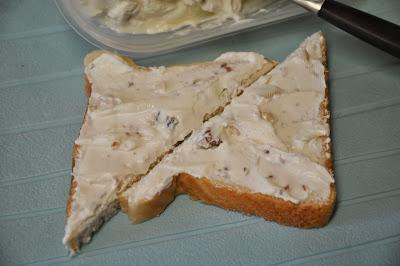 Queso De Untar Familiar Con Nueces