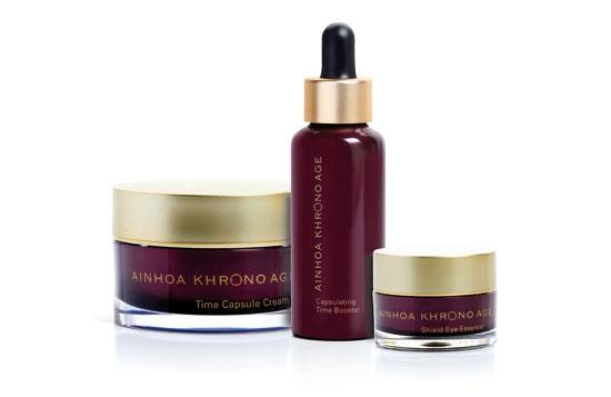 un suero, una crema  y un contorno de ojos