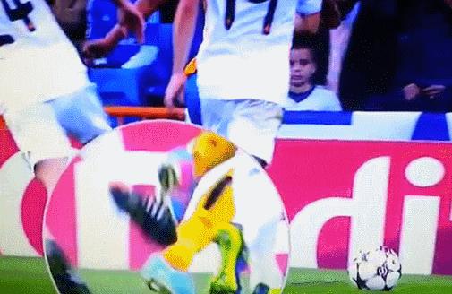 LLEGA, CORTA, JUEGA Y ¿SE TIRA?