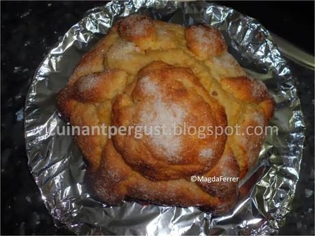 PAN DE MUERTO