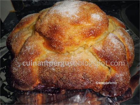 PAN DE MUERTO