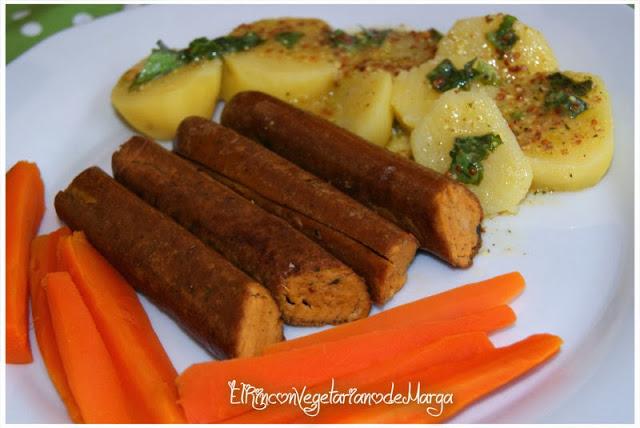 Salchichas de tofu con patatas y zanahoria