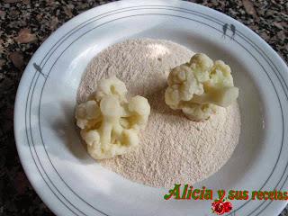 COLIFLOR SOBRE SALSA DE ALBERO AMARILLO