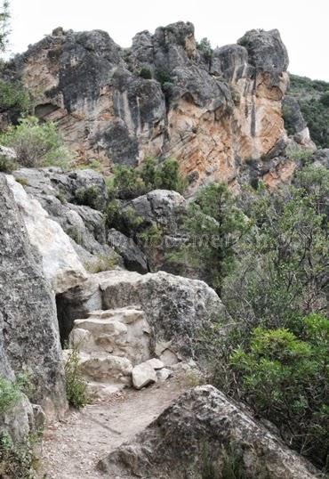 Senderismo en Valencia, hacia el acueducto romano de Peña Cortada