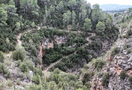 Senderismo en Valencia, hacia el acueducto romano de Peña Cortada