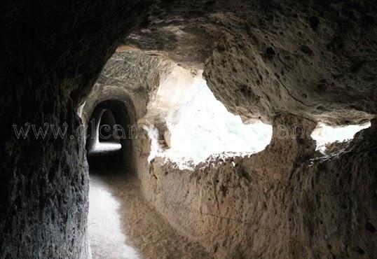 Senderismo en Valencia, hacia el acueducto romano de Peña Cortada