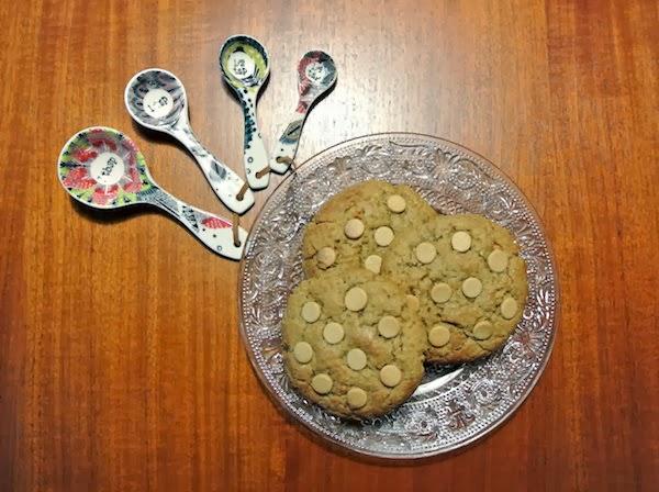 Peanut Butter & Molasses Cookies  (Galletas de crema de cacahuete y melaza)