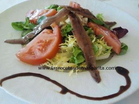 ensada-dequeso-y-anchoa y Rollitos de pollo con anchoa y tomate-Semana del 21 al 27 de Octubre