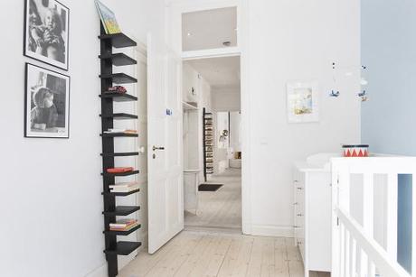 sillas 7 jacobsen lampara kartell estilo nórdico escandinavo diseño interiores diáfano abierto decoración planta abierta diáfna decoración nórdica decoración muebles de diseño decoración ikea cocinas blancas abiertas modernas blog decoración diseño interiores nórdico 