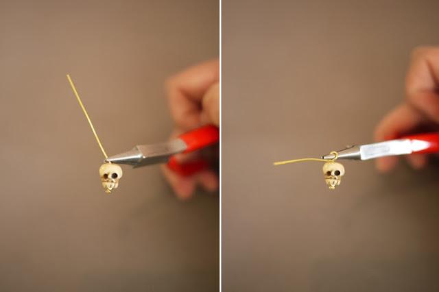 DIY....PULSERA CON CALAVERAS