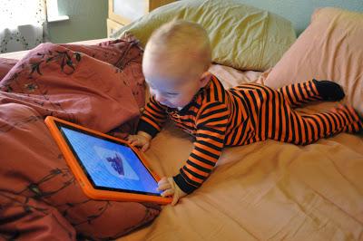 Crecer con la tablet en las manos.