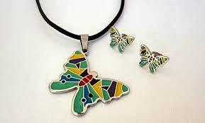 JOYAS Y MARIPOSAS