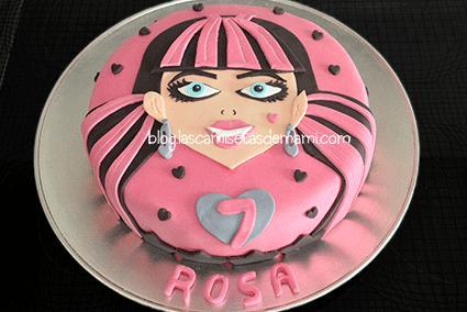 Hoy compartimos…la última vez que hice algo por primera vez Tarta draculaura