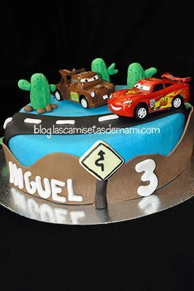 Hoy compartimos…la última vez que hice algo por primera vez tarta-de-cars-14