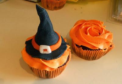 Cupcake Halloween, buho y bruja
