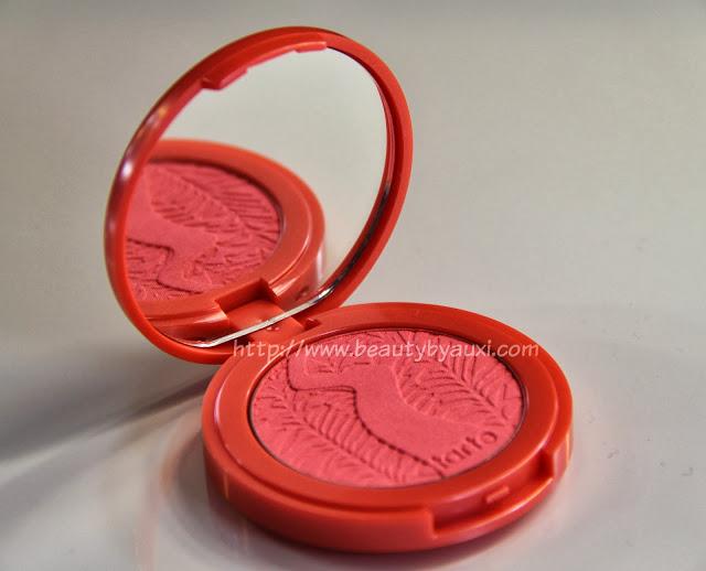Amazonian Clay Blush de Tarte en el tono 'Tipsy'