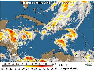 Vaguada y onda dominan ambiente dominicano.