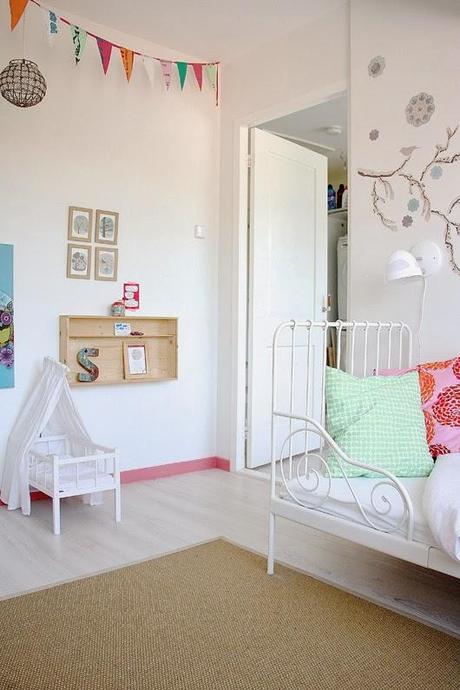 UNA CASA FAMILIAR DE INSPIRACIÓN ESCANDINAVA