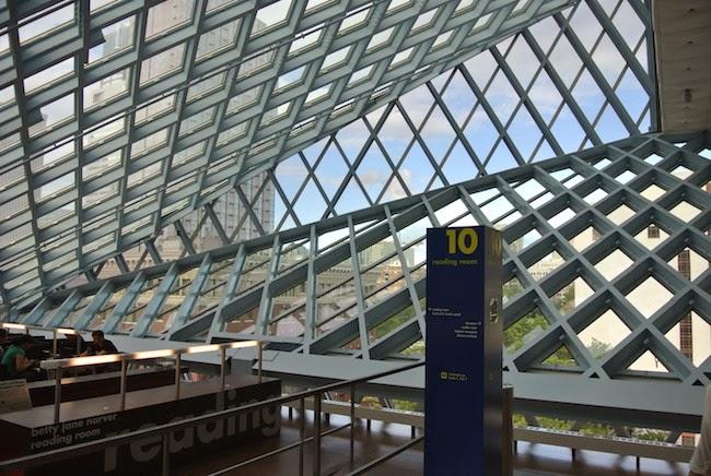 La biblioteca central de Seattle