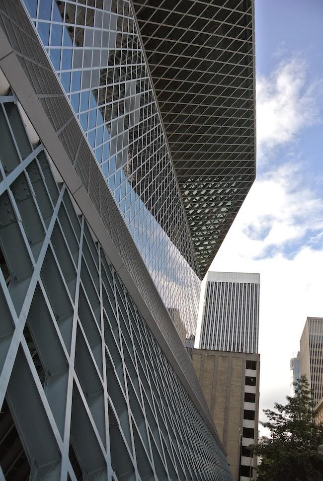 La biblioteca central de Seattle