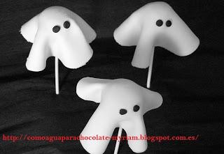 CAKE POPS FANTASMAS