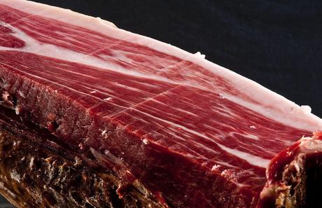 Hernández Jiménez afronta la Navidad con sus mejores jamones y nueva imagen corporativa