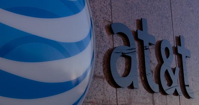 AT&T; estaría pensando en adquirir Vodafone