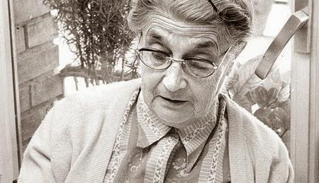 La académica sin sillón, María Moliner (1900-1981)