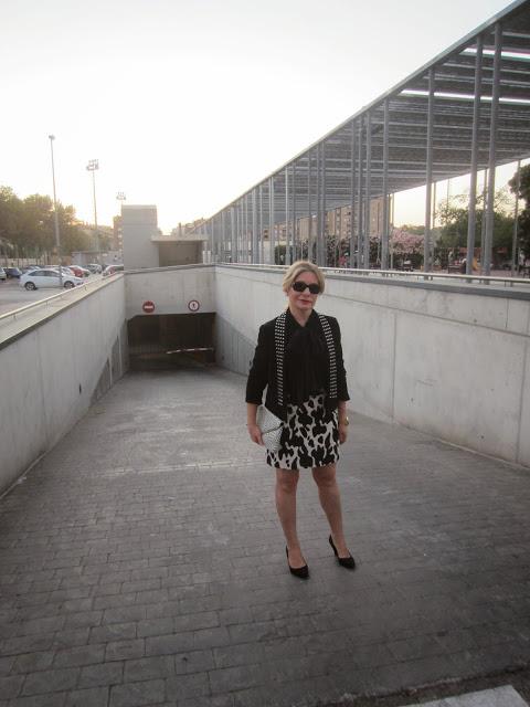 LOOK268-1.11.20137:30'' PRINT WHITE & BLACK''¡¡Hola a...