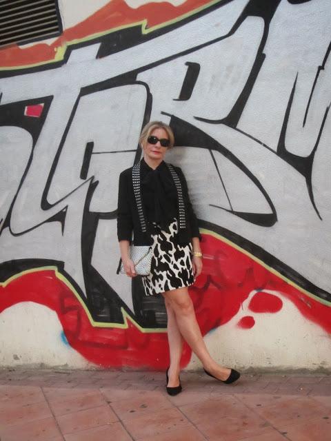LOOK268-1.11.20137:30'' PRINT WHITE & BLACK''¡¡Hola a...