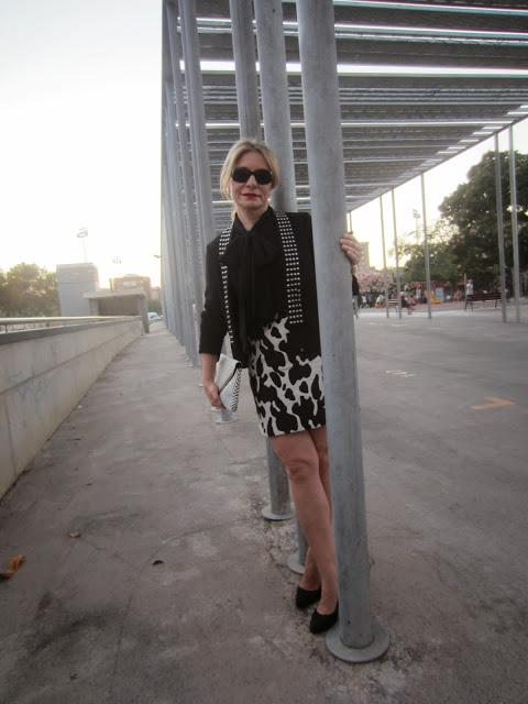 LOOK268-1.11.20137:30'' PRINT WHITE & BLACK''¡¡Hola a...