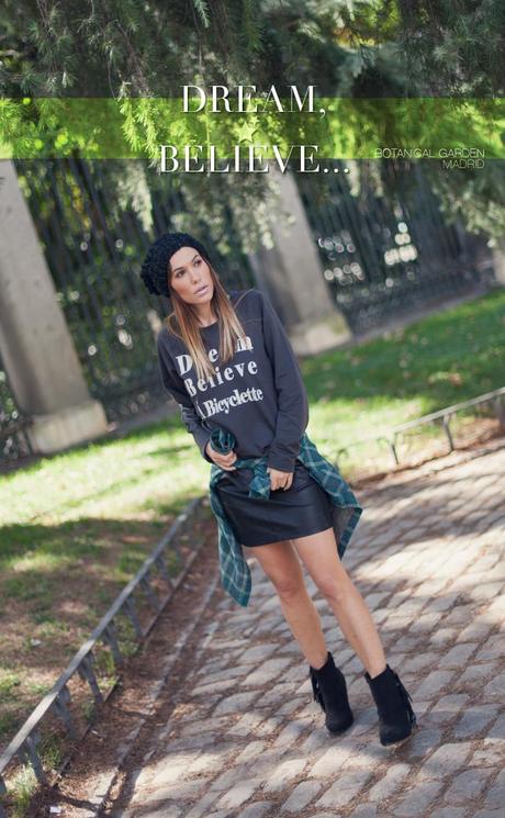 street style barbara crespo dream believe a bicyclette sweatshirt botanical garden madrid outfit